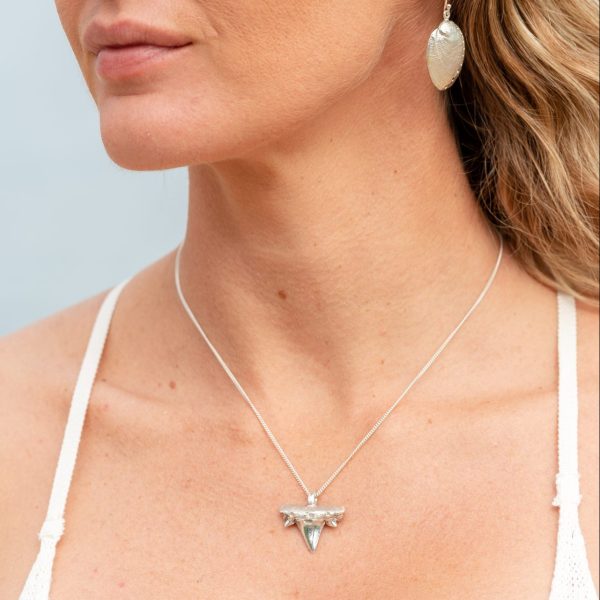 Shark tooth silver pendant with silver shell jewellery