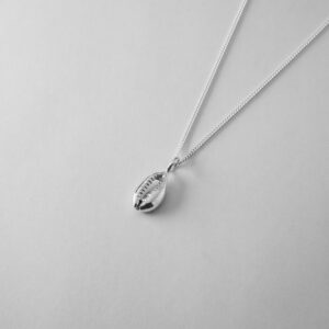 Silver small cowrie shell pendant necklace
