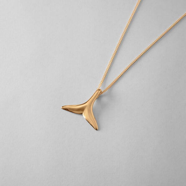 Medium Whale Tail - Image 3