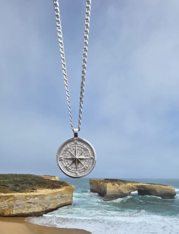 Large Compass - Image 6
