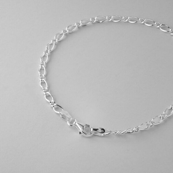 Oval Figaro Bracelet - Image 2