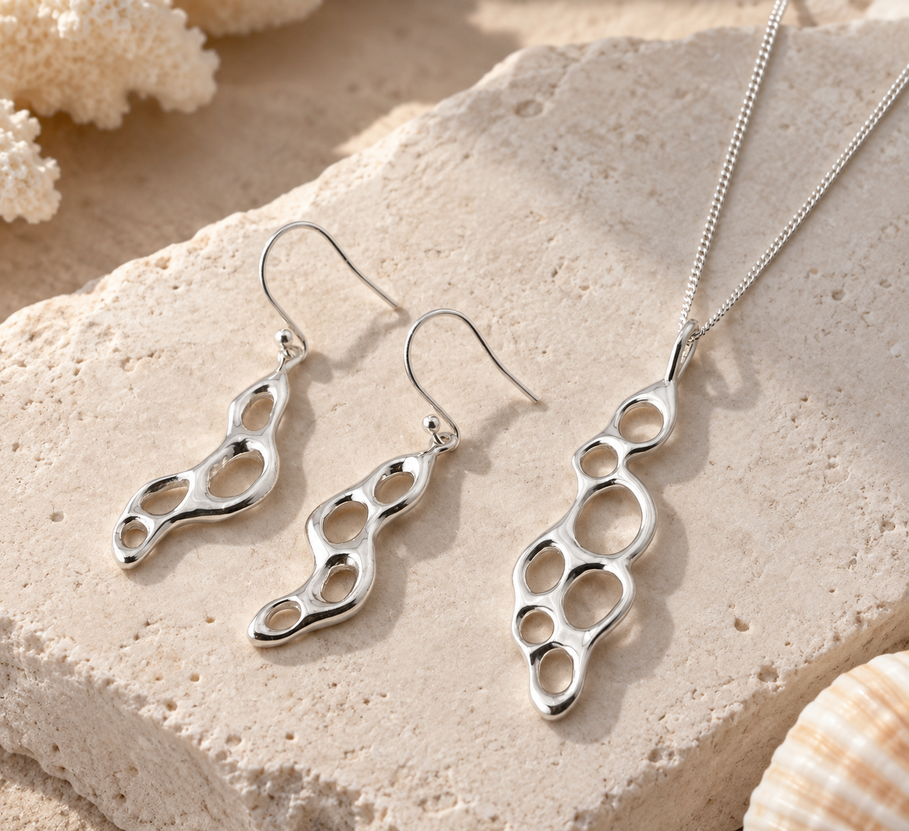 Tidal Swell Pendant - Image 3